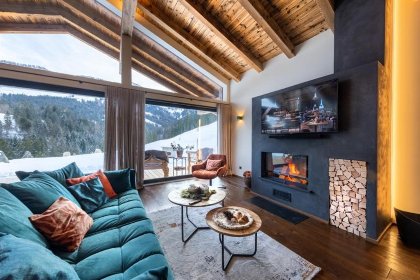 002 Mountain Hide Away