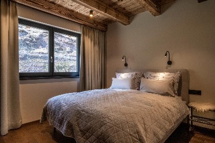 025 Mountain Hide Away