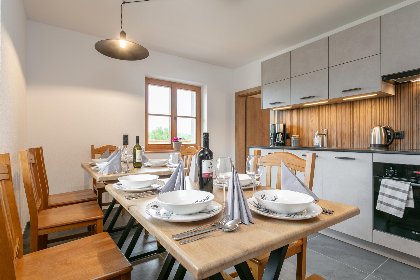 006 Buchen Nest