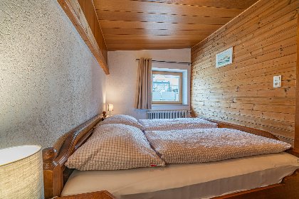 002 Das Bergnest Dorfgluck