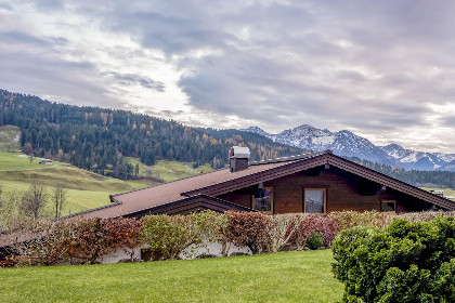 001 Berg und Blute I