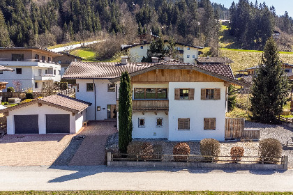 034 Kaiser Residence Top 1
