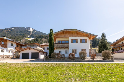 001 Kaiser Residence Top 2