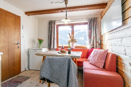007 Sonnenhutte unten