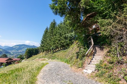 048 Sonnenhutte unten