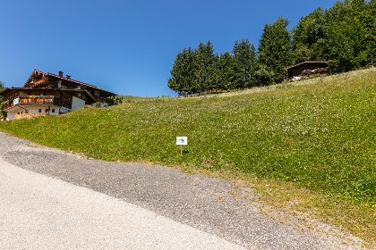 055 Sonnenhutte unten