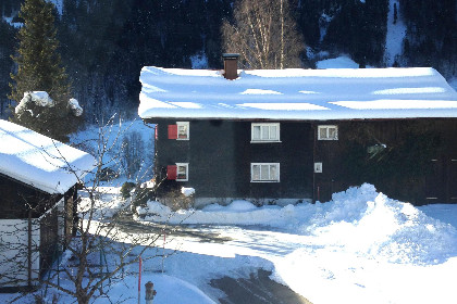 036 Buhelhus