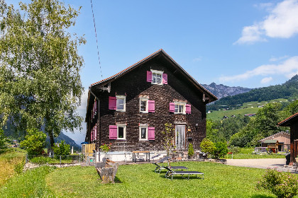 054 Buhelhus